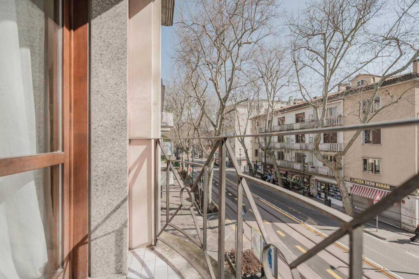 Unico 4 Moderno Per Famiglie Venecia